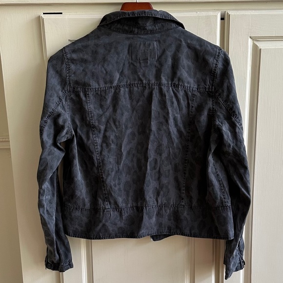 Blank NYC Gray/Black Leopard Print Tencel Moto Jacket Size S - Picture 4 of 4